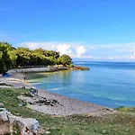 Apartament Nela *